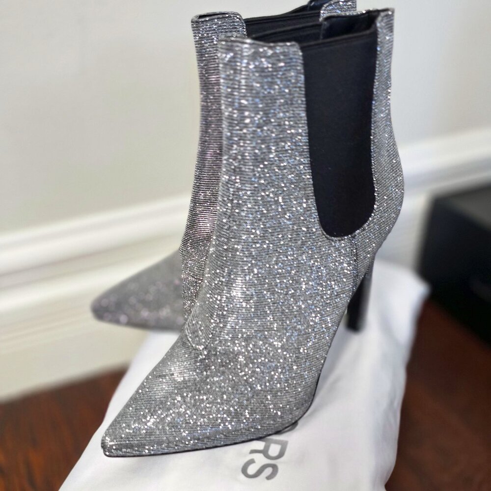 MICHAEL KORS Silver Glitter Pointed Toe Stiletto Size‎ 8